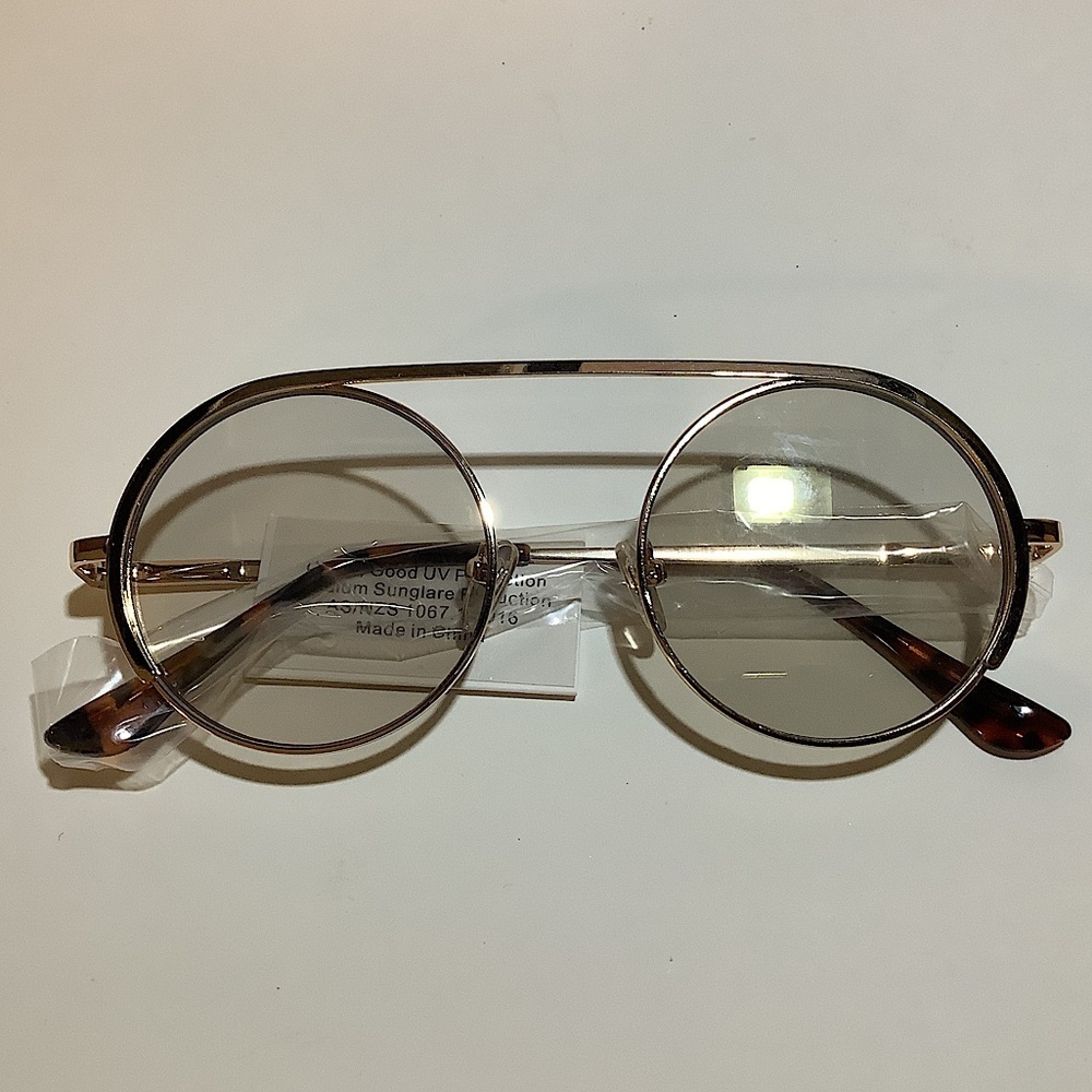 Shevoke Betina Round Sunglasses New - Picture 2 of 5